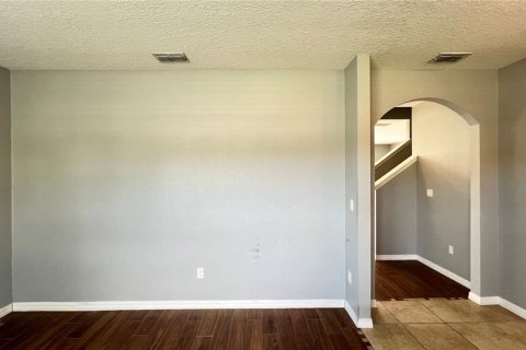 House in Clermont, Florida 5 bedrooms, 240.99 sq.m. № 1901726 - photo 5