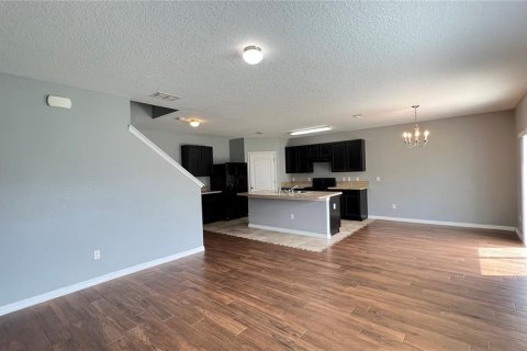 House in Clermont, Florida 5 bedrooms, 240.99 sq.m. № 1901726 - photo 20