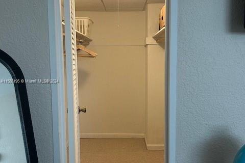 Condo in Hollywood, Florida, 1 bedroom № 2015032 - photo 15