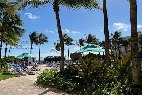 Condo in Hollywood, Florida, 1 bedroom № 2015032 - photo 7