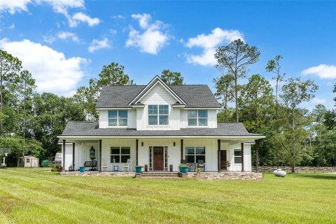 Casa en venta en Lake Butler, Florida, 4 dormitorios, 252.79 m2 № 1815165 - foto 1