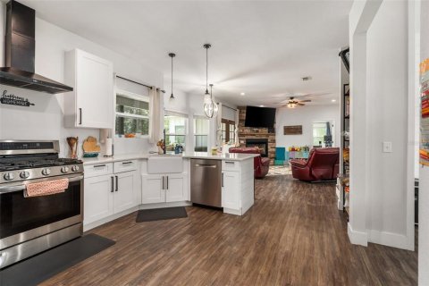 Casa en venta en Lake Butler, Florida, 4 dormitorios, 252.79 m2 № 1815165 - foto 6