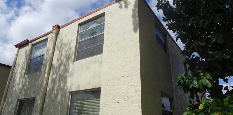 Condominio en Delray Beach, Florida, 2 dormitorios № 1042997