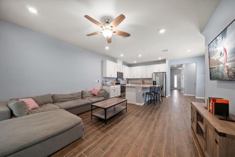 Touwnhouse à vendre à Tampa, Floride: 3 chambres, 173.63 m2 № 1810476 - photo 9