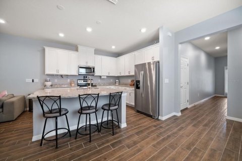 Touwnhouse à vendre à Tampa, Floride: 3 chambres, 173.63 m2 № 1810476 - photo 4