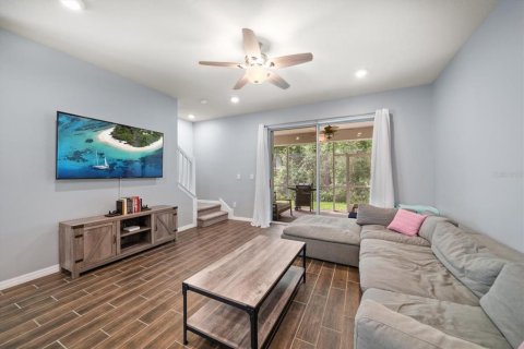 Touwnhouse à vendre à Tampa, Floride: 3 chambres, 173.63 m2 № 1810476 - photo 8