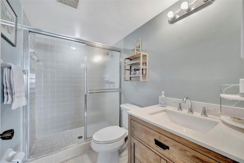 Copropriété à vendre à Bradenton, Floride: 2 chambres, 113.71 m2 № 2211029 - photo 18