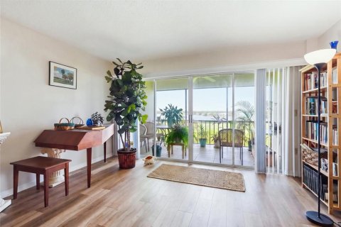 Copropriété à vendre à Bradenton, Floride: 2 chambres, 113.71 m2 № 2211029 - photo 8