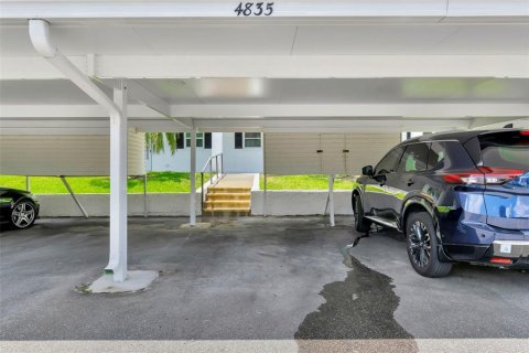 Copropriété à vendre à Bradenton, Floride: 2 chambres, 113.71 m2 № 2211029 - photo 24
