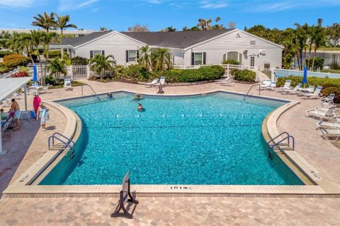 Copropriété à vendre à Bradenton, Floride: 2 chambres, 113.71 m2 № 2211029 - photo 26