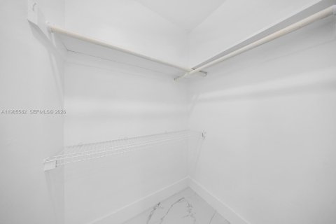 Casa en alquiler en Davie, Florida, 2 dormitorios, 74.32 m2 № 2047540 - foto 19