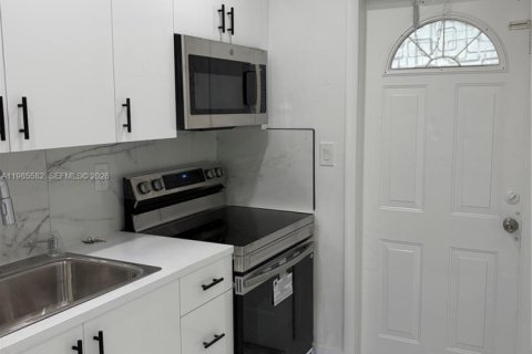 Casa en Davie, Florida 2 dormitorios, 74.32 m2 № 2047540