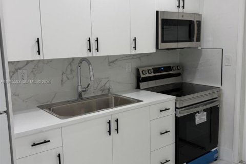 Casa en alquiler en Davie, Florida, 2 dormitorios, 74.32 m2 № 2047540 - foto 18