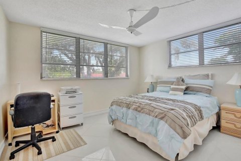 Condominio en venta en Pembroke Pines, Florida, 2 dormitorios, 108.7 m2 № 2184267 - foto 7