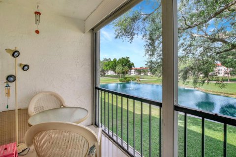 Condominio en venta en Pembroke Pines, Florida, 2 dormitorios, 108.7 m2 № 2184267 - foto 9