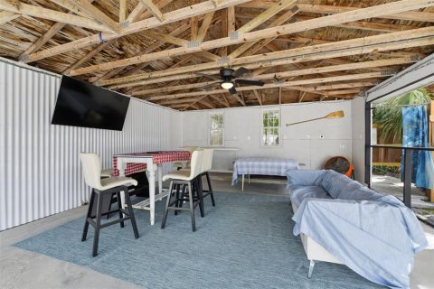 House in Sarasota, Florida 2 bedrooms, 89.74 sq.m. № 2205142 - photo 29