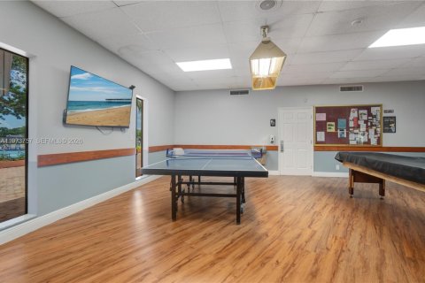 Condominio en alquiler en Hollywood, Florida, 1 dormitorio, 67.82 m2 № 2033352 - foto 12