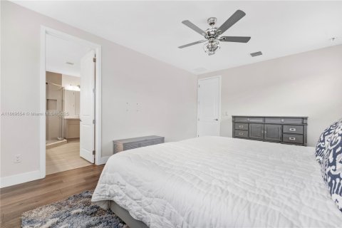 Casa en venta en Lake Worth, Florida, 4 dormitorios, 211.72 m2 № 1925491 - foto 19