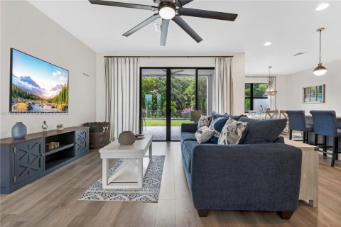 Casa en venta en Lake Worth, Florida, 4 dormitorios, 211.72 m2 № 1925491 - foto 15