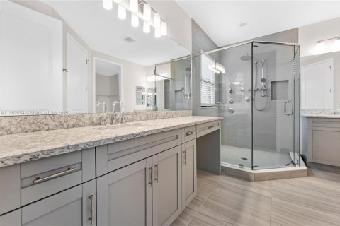 Casa en venta en Lake Worth, Florida, 4 dormitorios, 211.72 m2 № 1925491 - foto 21