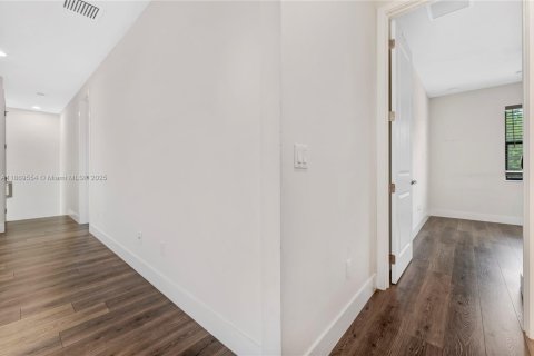 Casa en venta en Lake Worth, Florida, 4 dormitorios, 211.72 m2 № 1925491 - foto 30