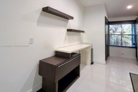 Casa en venta en Weston, Florida, 3 dormitorios, 131.92 m2 № 2081135 - foto 13