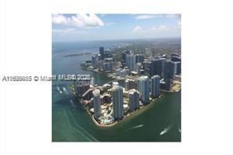 Condominio en venta en Miami, Florida, 2 dormitorios, 89.93 m2 № 1452494 - foto 24