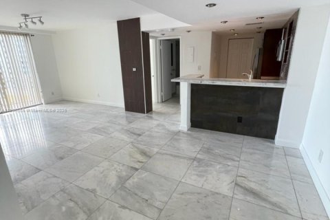 Condominio en venta en Miami, Florida, 2 dormitorios, 89.93 m2 № 1452494 - foto 9