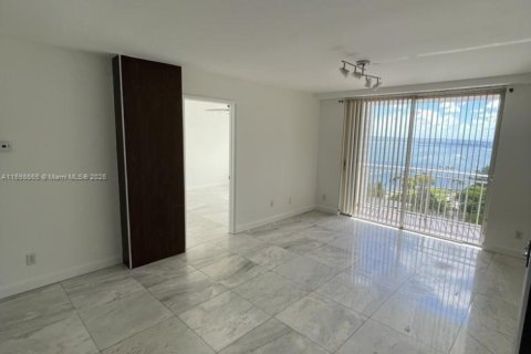 Condominio en venta en Miami, Florida, 2 dormitorios, 89.93 m2 № 1452494 - foto 12