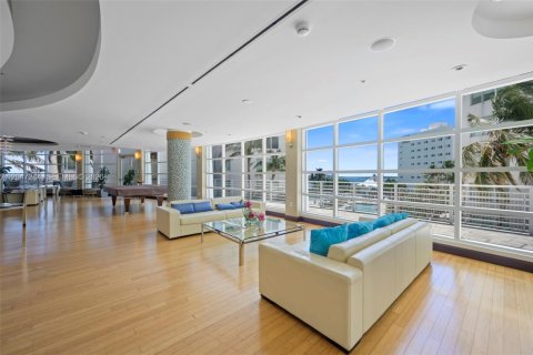 Condo in Miami, Florida, 1 bedroom № 2186350 - photo 17
