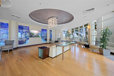 Condo in Miami, Florida, 1 bedroom № 2186350 - photo 16