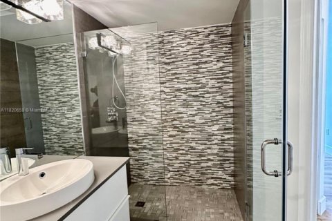 Condominio en venta en Miami Beach, Florida, 2 dormitorios, 117.89 m2 № 1787087 - foto 21