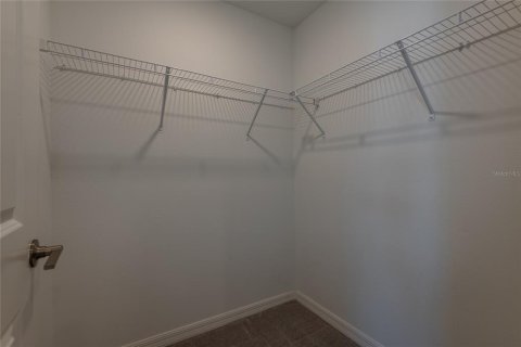 Townhouse in Land O' Lakes, Florida 4 bedrooms, 229.1 sq.m. № 2226343 - photo 30