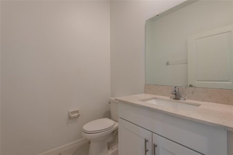Townhouse in Land O' Lakes, Florida 4 bedrooms, 229.1 sq.m. № 2226343 - photo 22