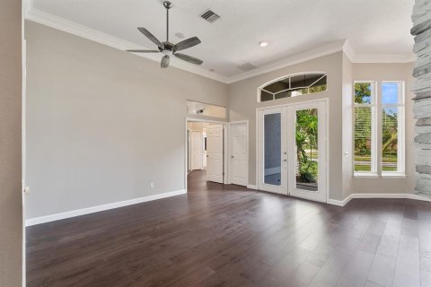 House in DeLand, Florida 3 bedrooms, 193.42 sq.m. № 1904564 - photo 8