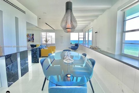 Condo in Miami Beach, Florida, 4 bedrooms  № 1994555 - photo 5