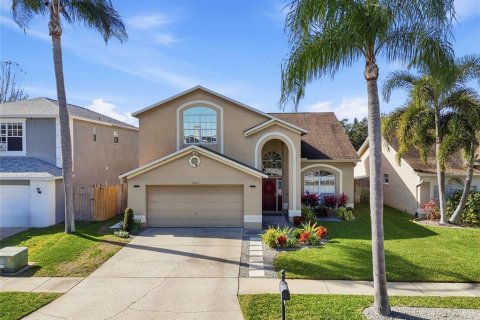 Villa ou maison à louer à Tampa, Floride: 4 chambres, 212.65 m2 № 2388624 - photo 3