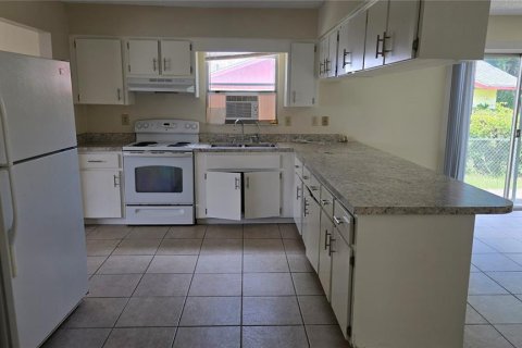 Casa en venta en Ocala, Florida, 3 dormitorios, 166.3 m2 № 1913655 - foto 14