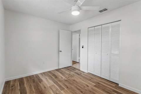 House in Lakeland, Florida 3 bedrooms, 166.11 sq.m. № 2207394 - photo 19