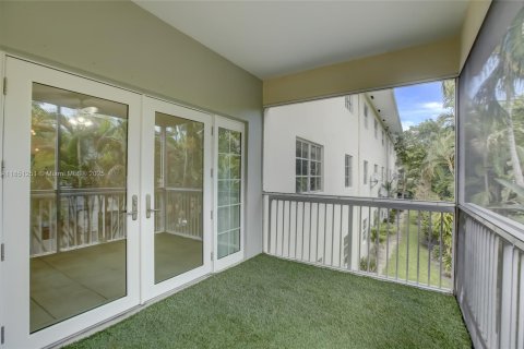 Copropriété à vendre à Fort Lauderdale, Floride: 2 chambres, 73.95 m2 № 1854832 - photo 19