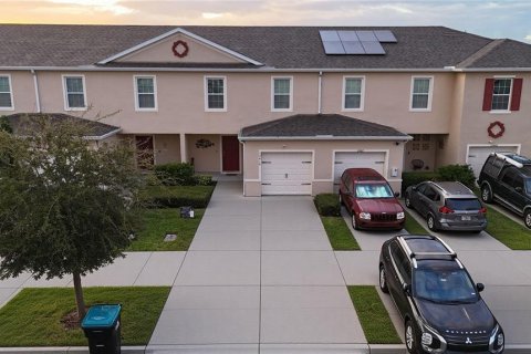 Adosado en venta en Orlando, Florida, 3 dormitorios, 142.14 m2 № 2205713 - foto 3