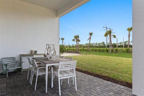 House in Port St. Lucie, Florida 2 bedrooms, 133.22 sq.m. № 2340689 - photo 19