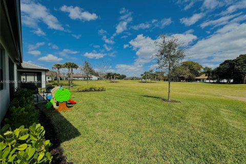 House in Tamarac, Florida 4 bedrooms, 245.82 sq.m. № 1345204 - photo 18