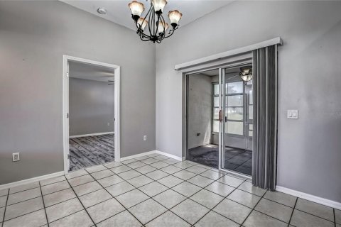 Casa en venta en New Port Richey, Florida, 2 dormitorios, 105.82 m2 № 1716626 - foto 13
