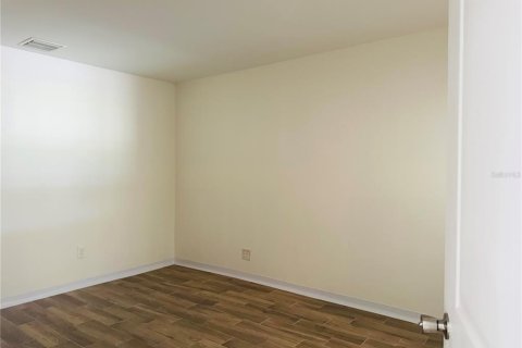 Immobilier commercial à louer à Port Richey, Floride: 167.22 m2 № 2116385 - photo 14