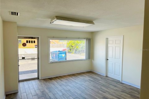 Immobilier commercial à louer à Port Richey, Floride: 167.22 m2 № 2116385 - photo 28
