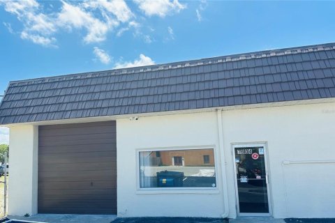 Immobilier commercial à Port Richey, Floride 167.22 m2 № 2116385