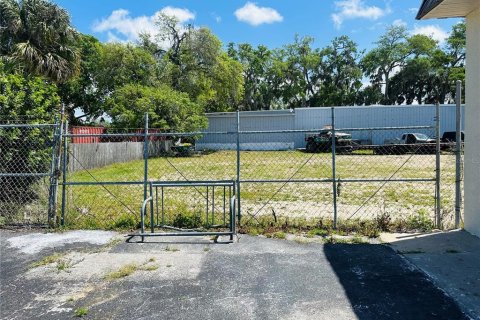 Immobilier commercial à louer à Port Richey, Floride: 167.22 m2 № 2116385 - photo 10