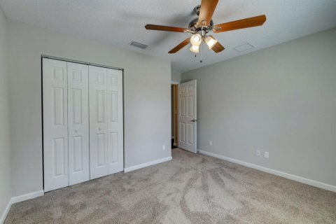 Villa ou maison à vendre à Port St. Lucie, Floride: 4 chambres, 177.91 m2 № 2415869 - photo 24
