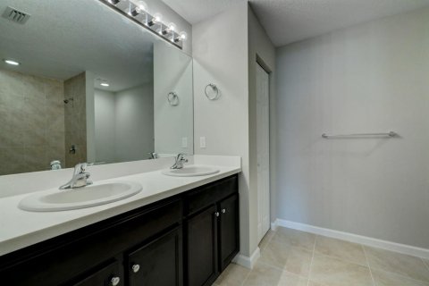 Villa ou maison à vendre à Port St. Lucie, Floride: 4 chambres, 177.91 m2 № 2415869 - photo 21